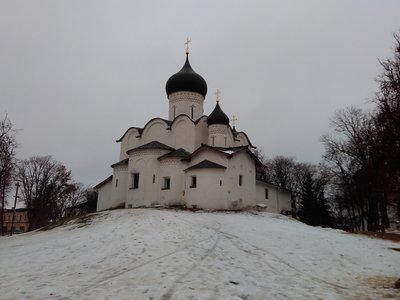 Храм Святого Василия Великого (на горке). 1413 год.