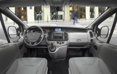 Renault-Trafic-Interior-Image-01-800.jpg